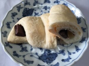 白いチョコクロワッサン